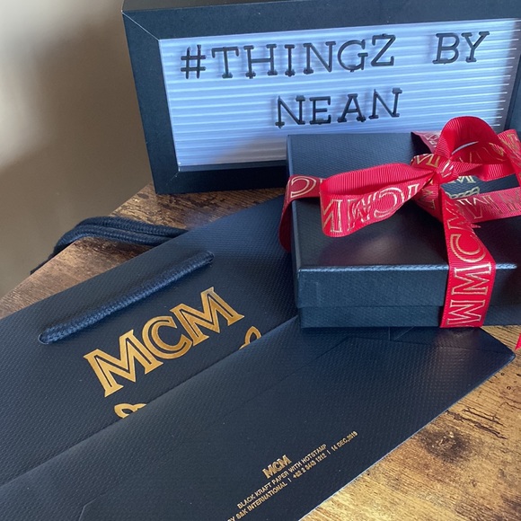 New MCM Sea Turtle Neck Strap/Lanyard - Picture 4 of 6